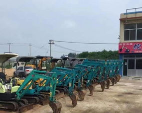 微型挖掘机租赁 高效灵活，助力各类拆除与土石方工程施工