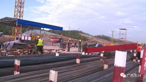 防东铁路东兴国际站配套土石方工程全面提速，项目建设进入快车道